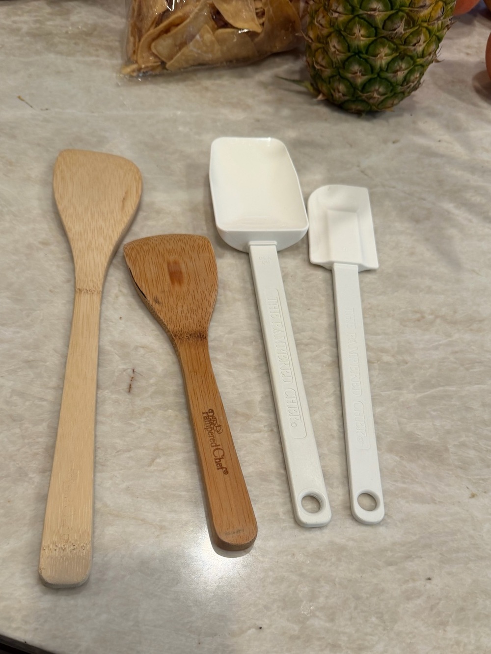 Pampered chef silicone spatulas and bamboo wooden kitchen tools - Picture 4 of 6
